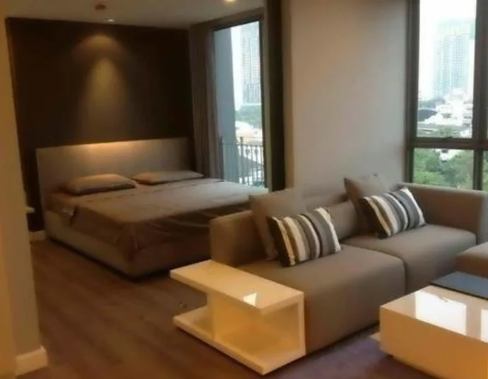 The Room Sukhumvit 40 — photo 1
