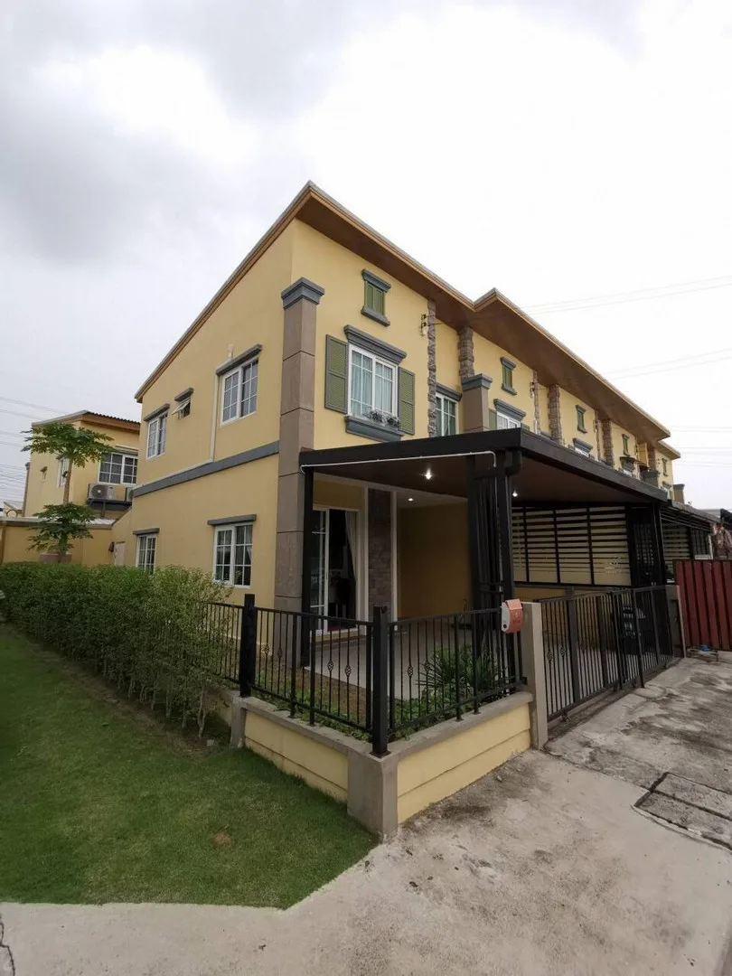 Golden Town 2 Onnut — photo 19