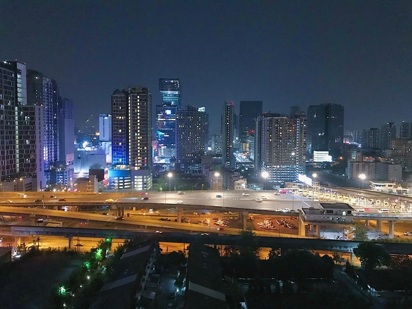 Life Asoke — photo 9