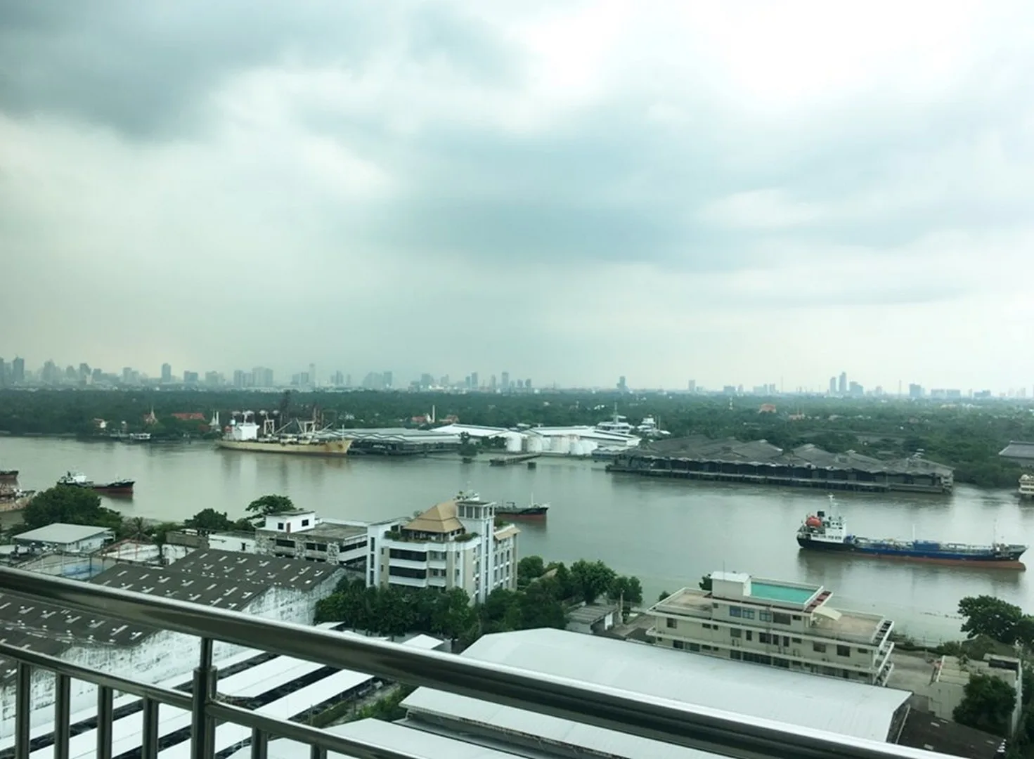 Lumpini Place Narathiwas - Chaopraya — photo 17