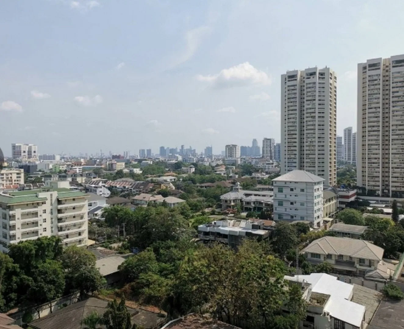 C Ekkamai — photo 4