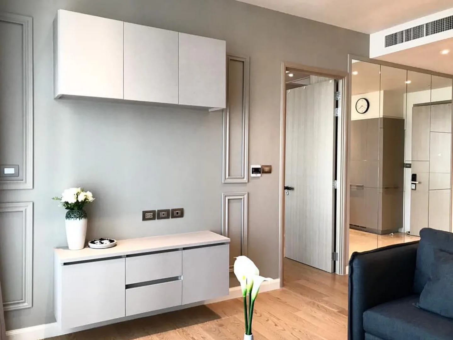 Magnolias Waterfront Residences — photo 4