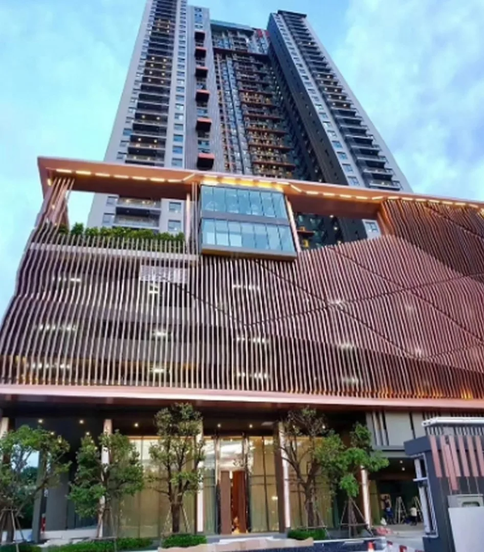 C Ekkamai — photo 9