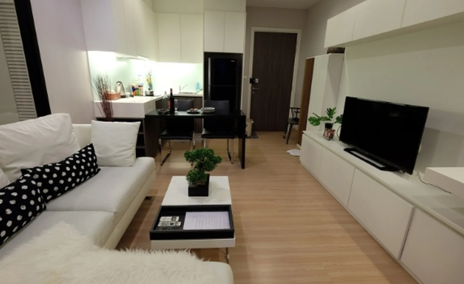 Urbano Absolute Sathon - Taksin — photo 2