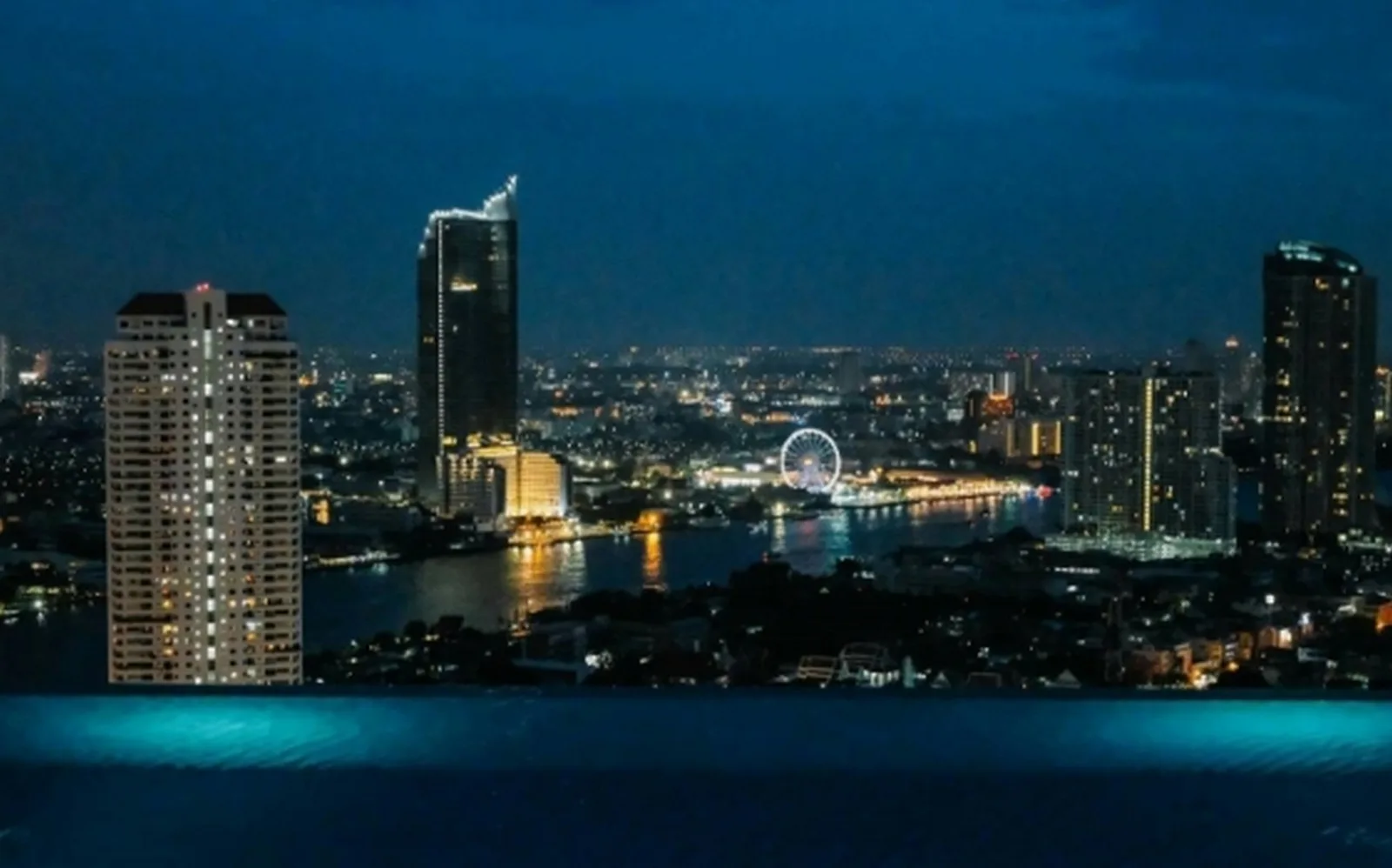 Urbano Absolute Sathon - Taksin — photo 9