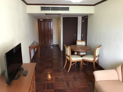 Omni Tower Sukhumvit Nana