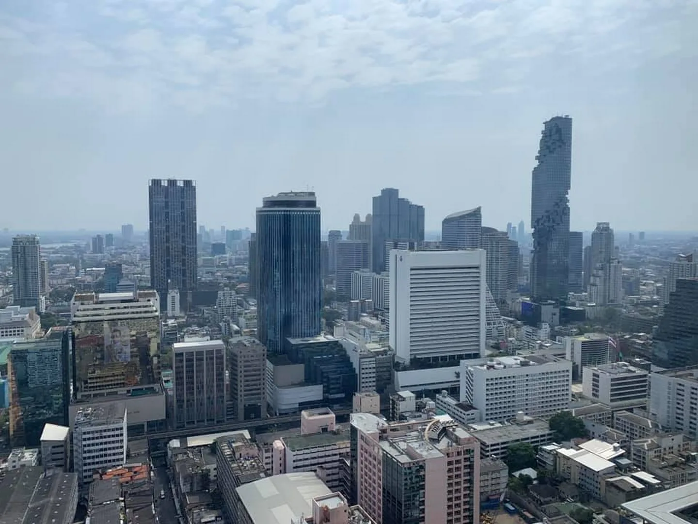 Chewathai Residence Asoke — photo 12