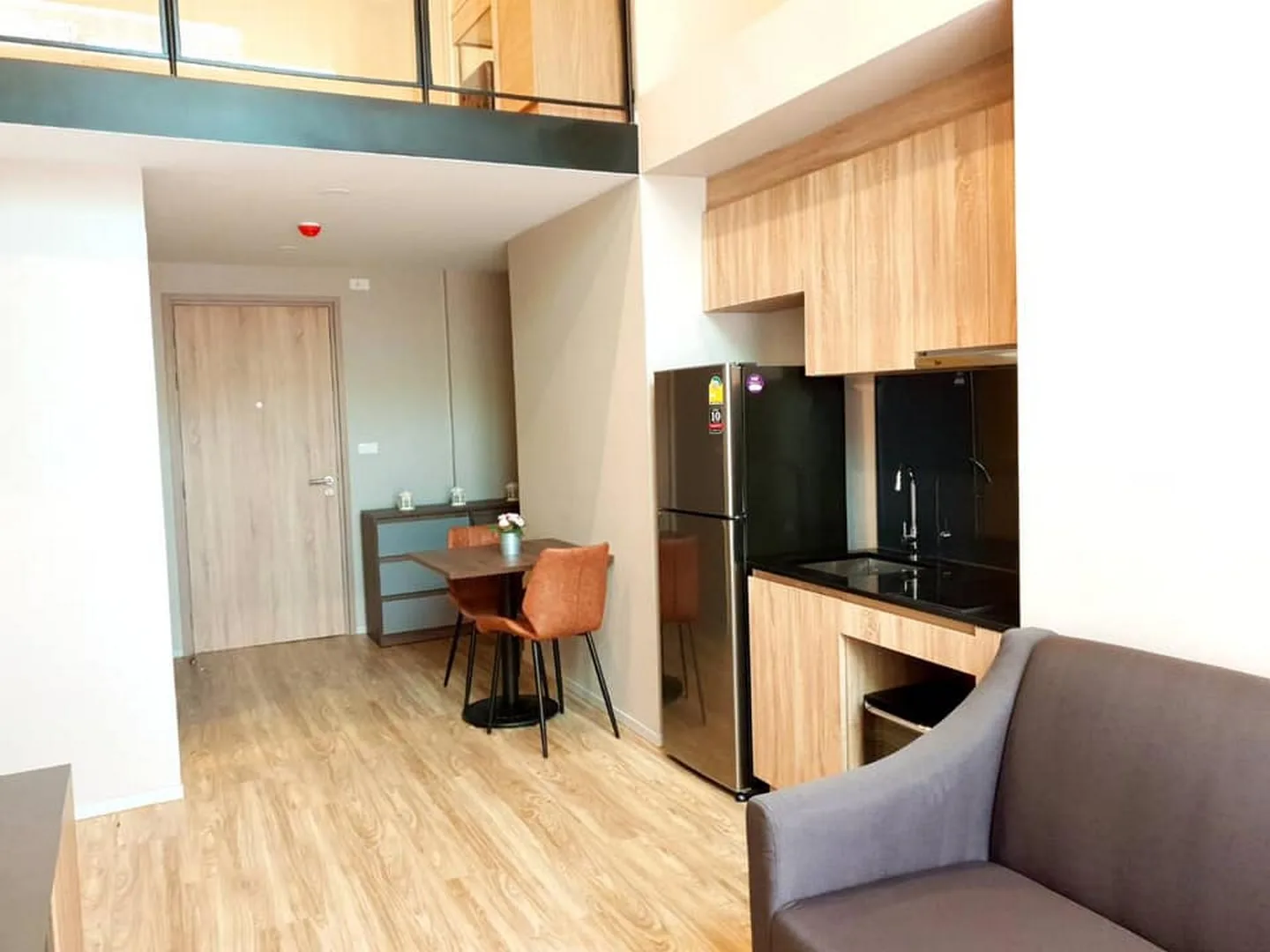 Blossom Condo @ Sathorn - Charoenrat — photo 11