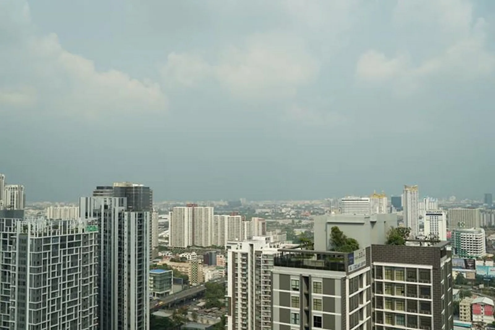 Chewathai Residence Asoke — photo 12