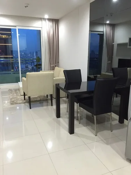 Circle Condominium — photo 2
