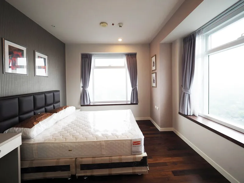 Circle Condominium — photo 4