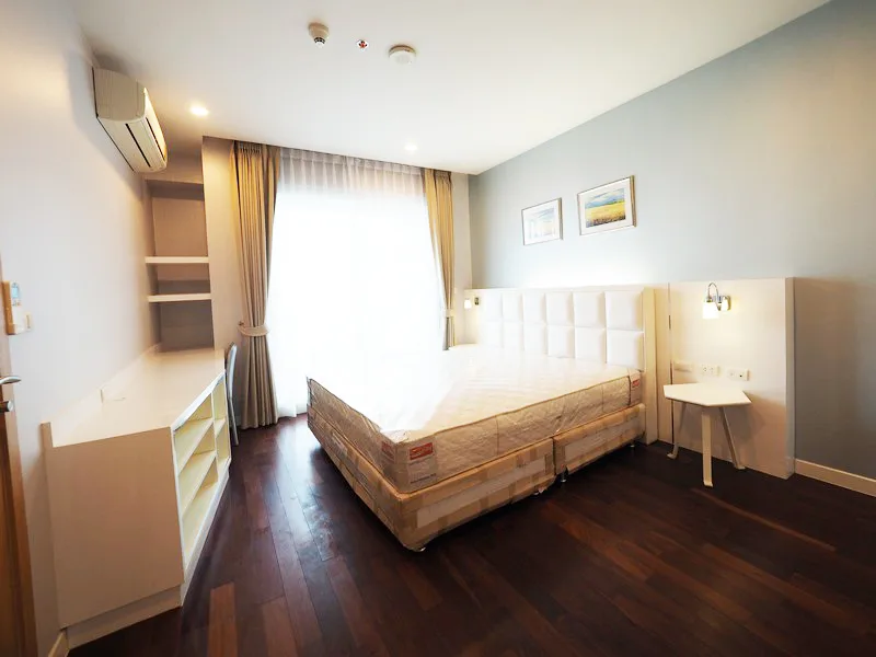 Circle Condominium — photo 10