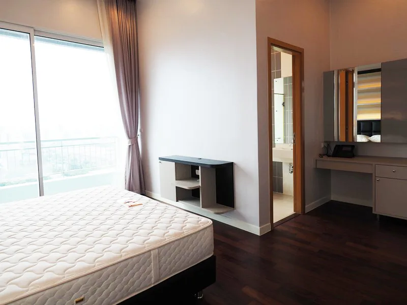 Circle Condominium — photo 14