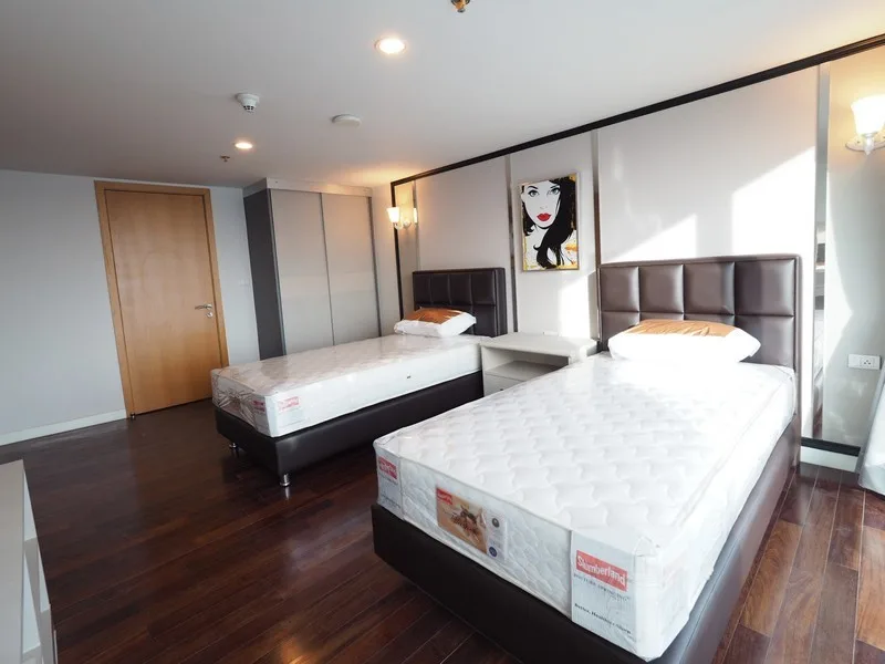 Circle Condominium — photo 8