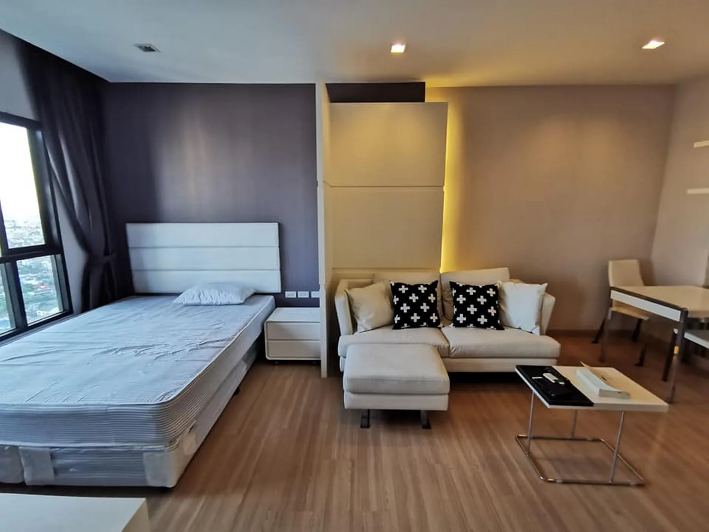 Urbano Absolute Sathon - Taksin — photo 1
