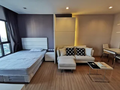 Urbano Absolute Sathon - Taksin
