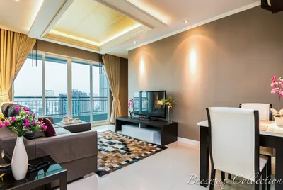 Circle Condominium