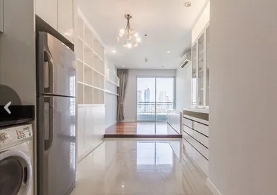 Circle Condominium
