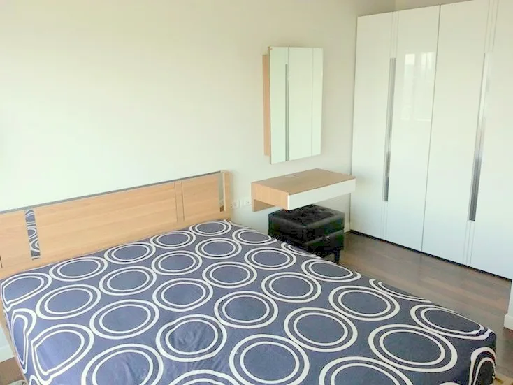 Circle Condominium — photo 3