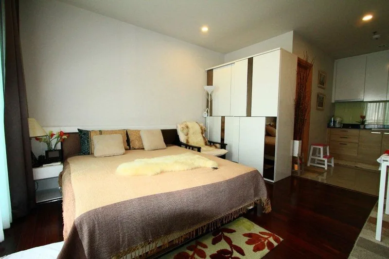 Circle Condominium — photo 4