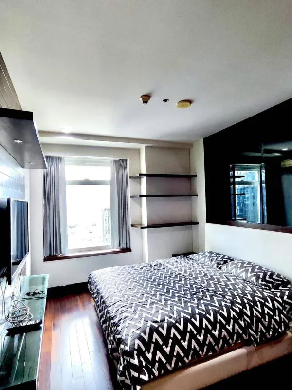 Circle Condominium — photo 8