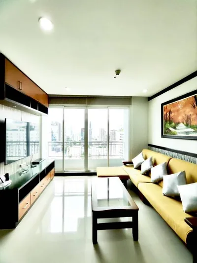 Circle Condominium