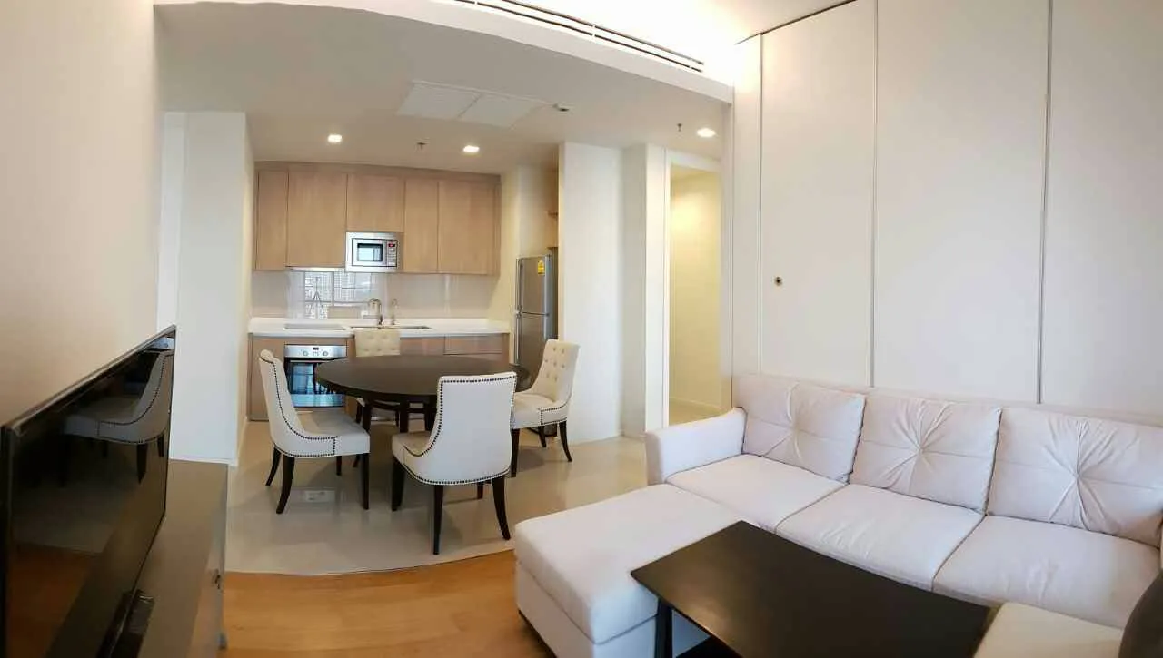 Circle Living Prototype — photo 1