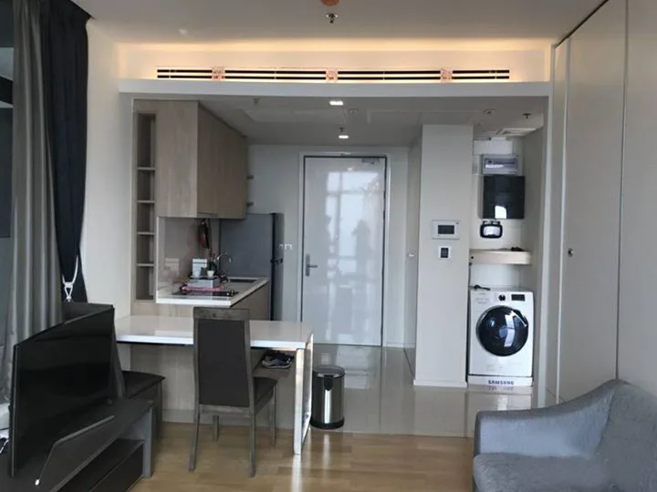 Circle Living Prototype — photo 3
