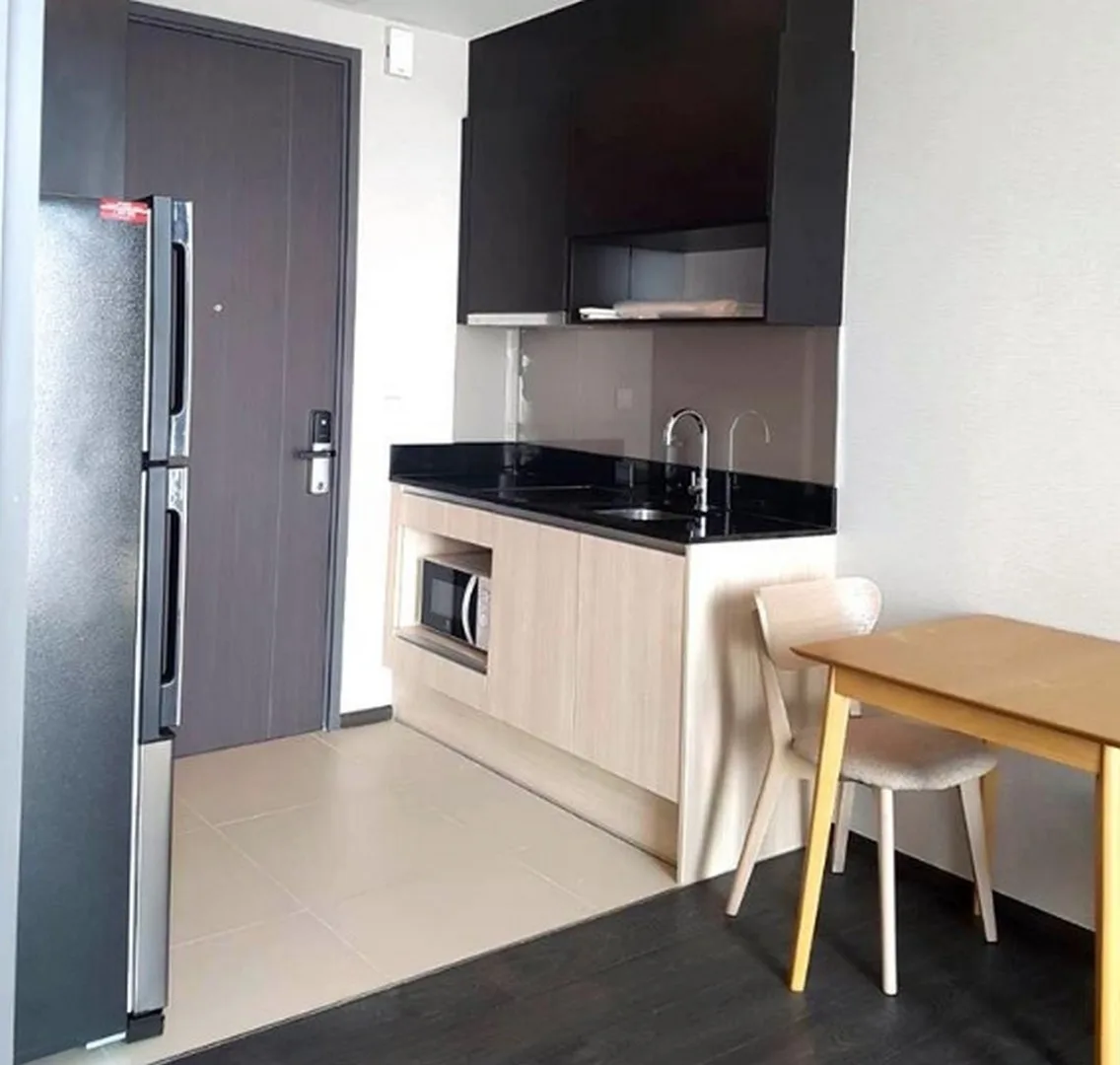 Edge Sukhumvit 23 — photo 3