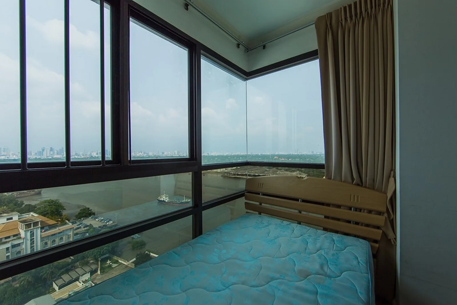 Lumpini Place Narathiwas - Chaopraya — photo 15