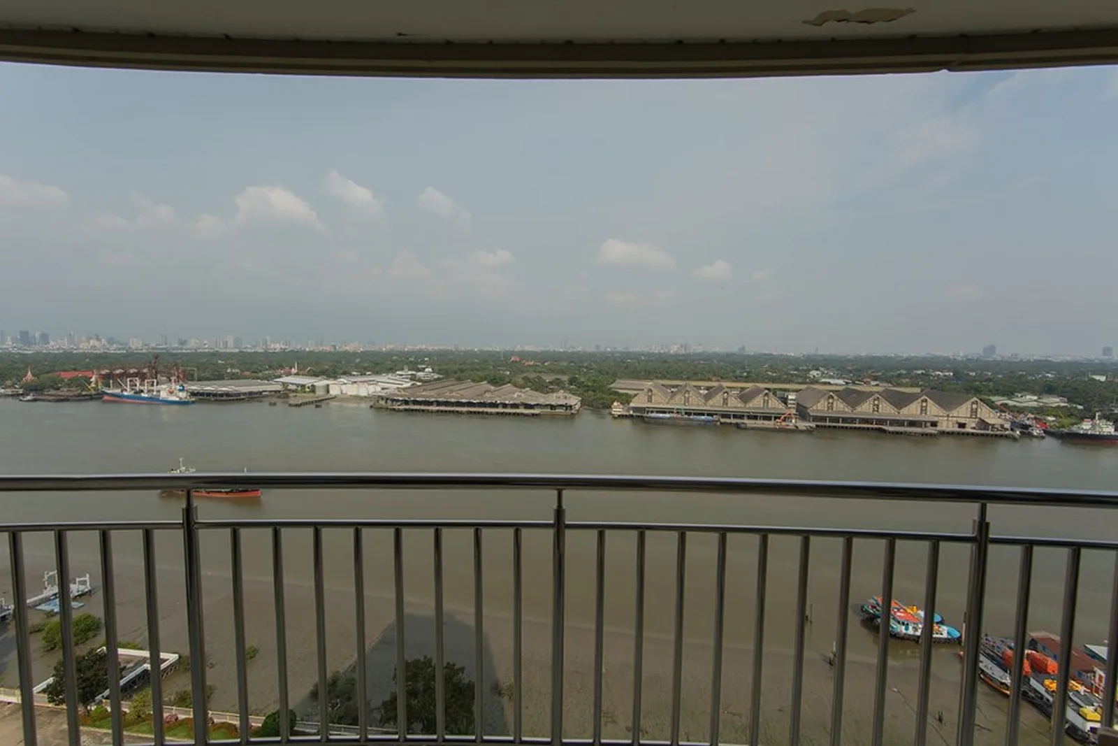 Lumpini Place Narathiwas - Chaopraya — photo 17