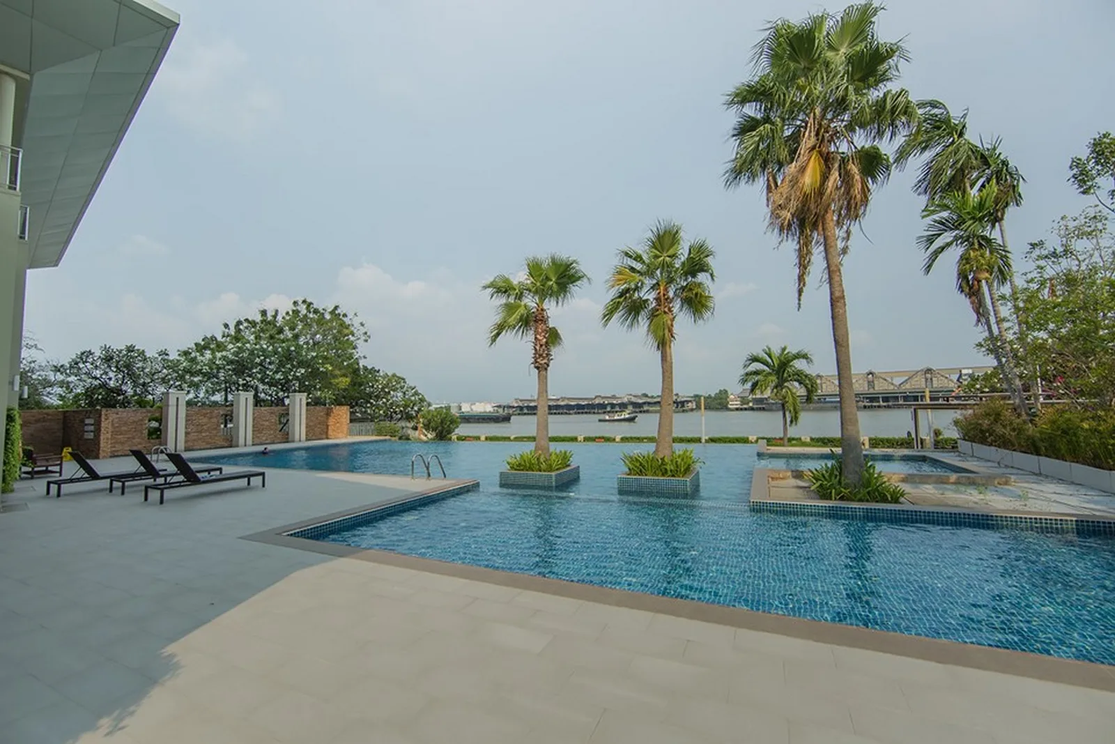 Lumpini Place Narathiwas - Chaopraya — photo 18