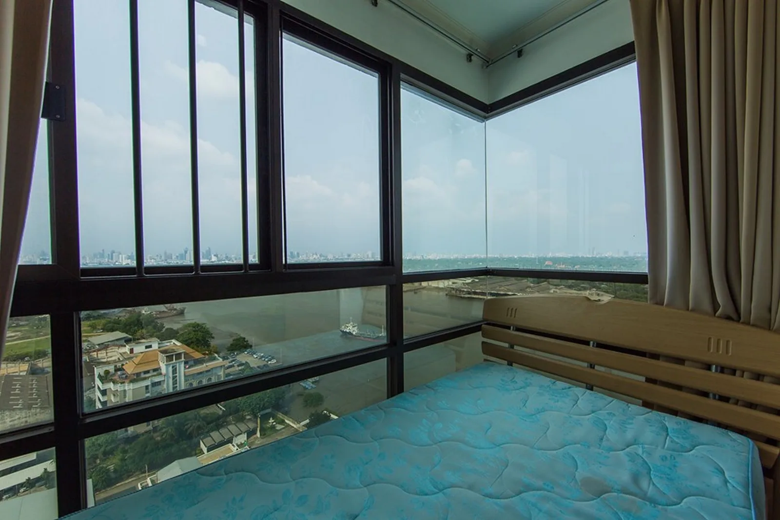 Lumpini Place Narathiwas - Chaopraya — photo 19