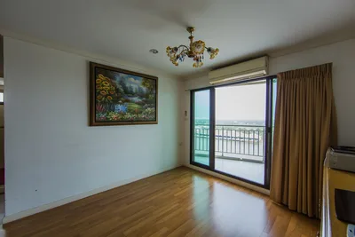 Lumpini Place Narathiwas - Chaopraya