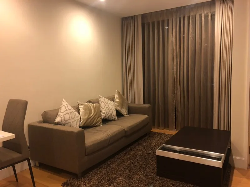 Collezio Sathorn - Pipat — photo 4
