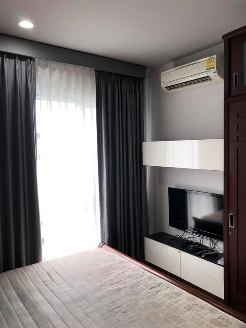 Hive Sathorn — photo 9