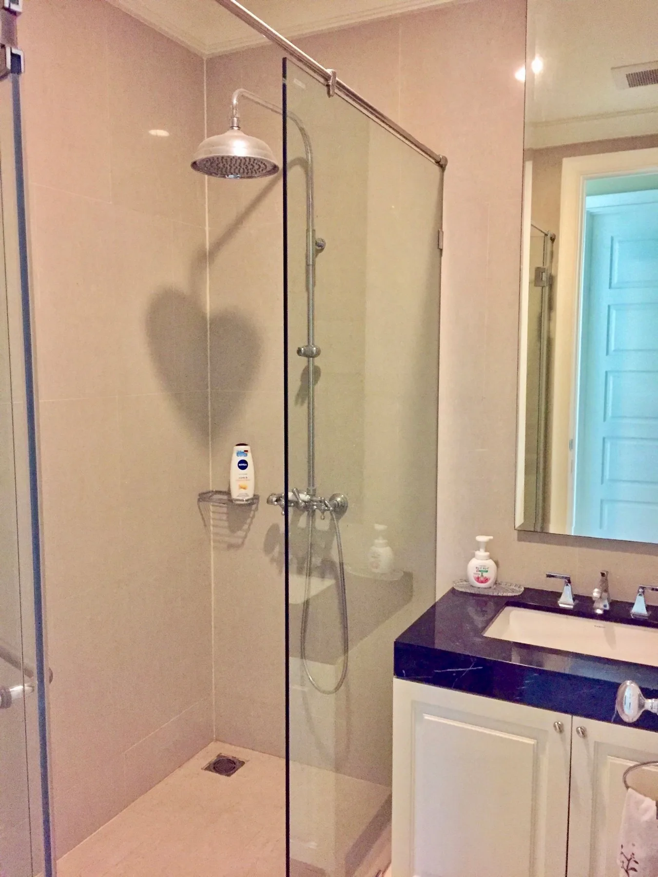Royce Private Residences — photo 12