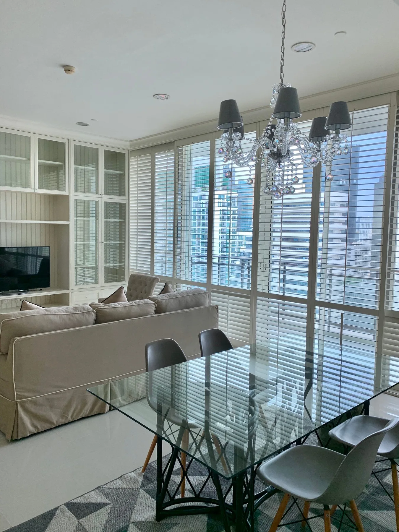 Royce Private Residences — photo 4