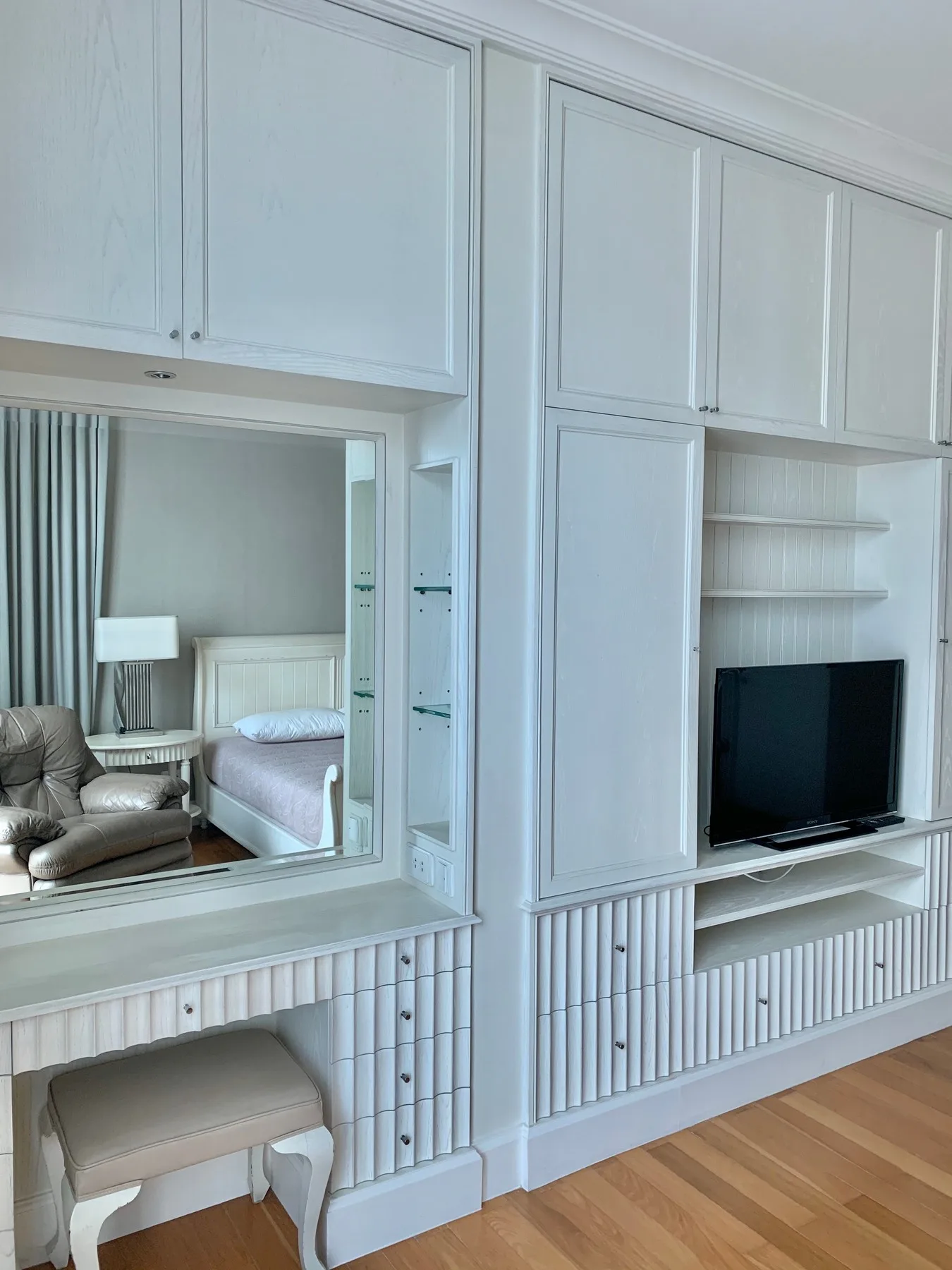 Royce Private Residences — photo 8