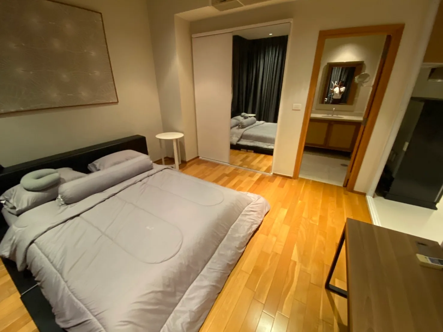 The Emporio Place — photo 2