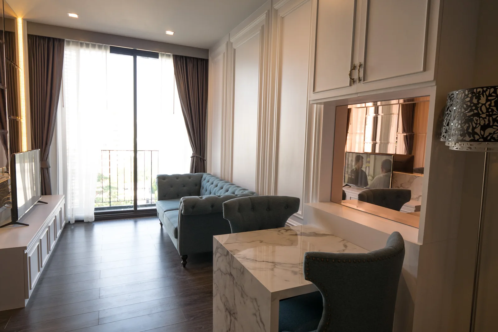 Edge Sukhumvit 23 — photo 2