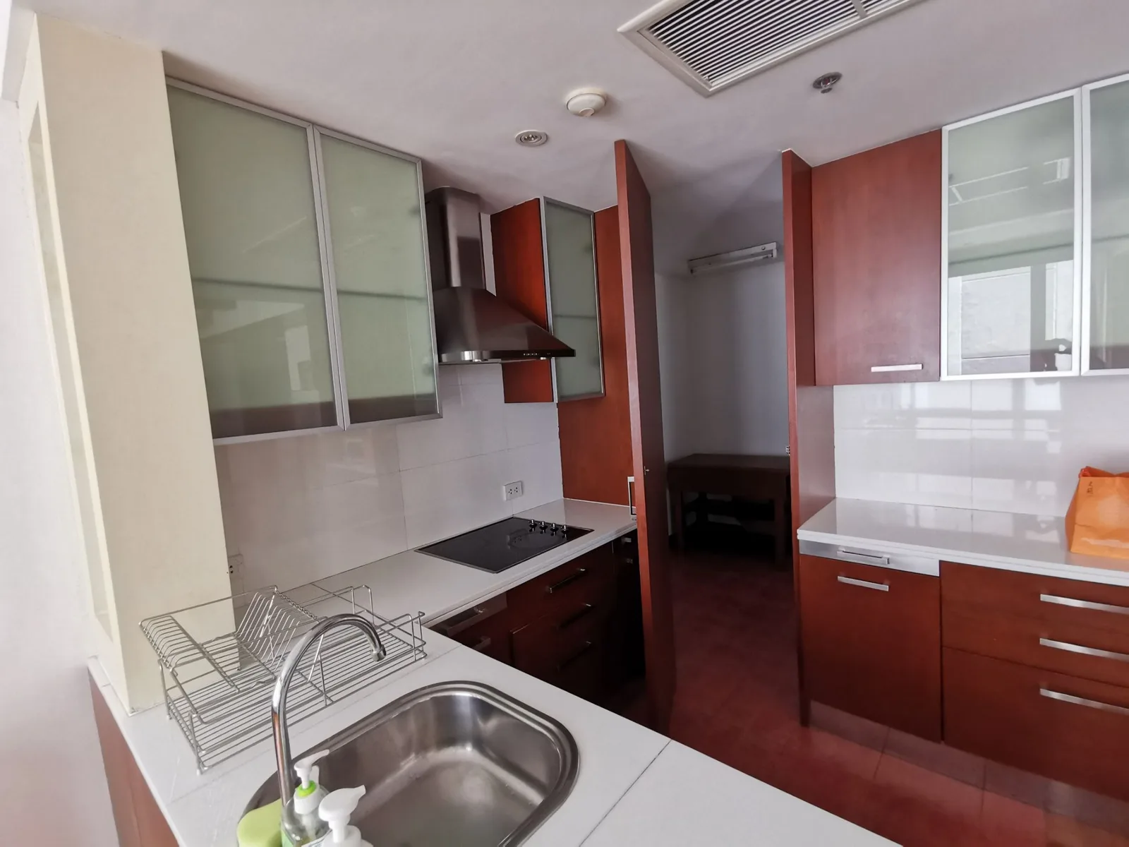 Langsuan Ville — photo 13