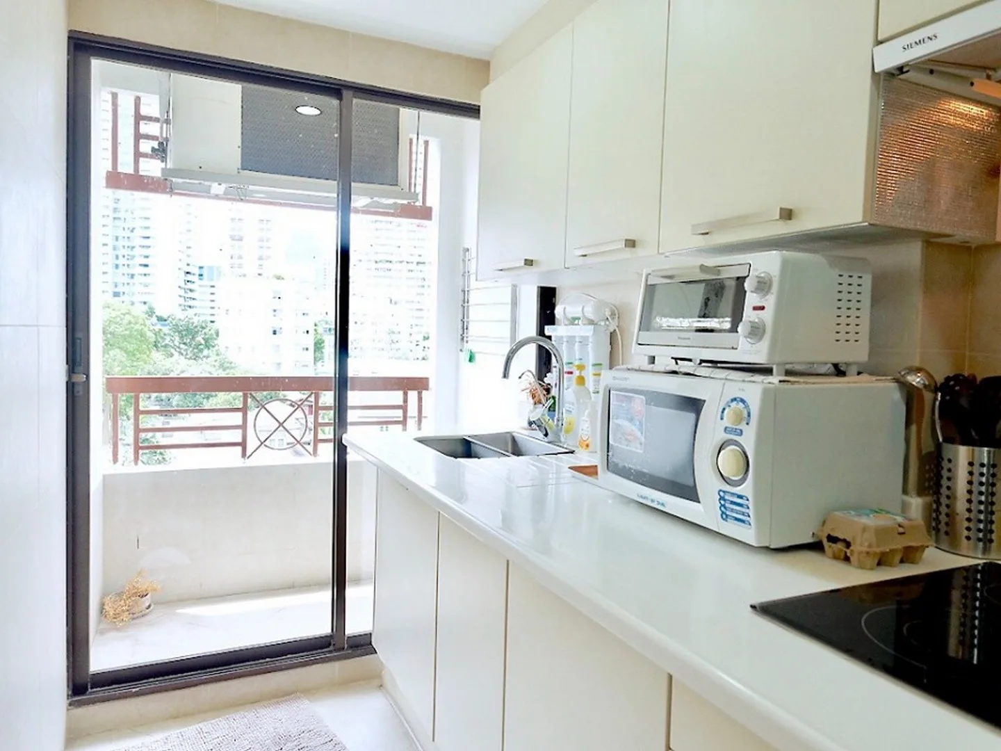 Lumpini Place Suanplu - Sathorn — photo 14