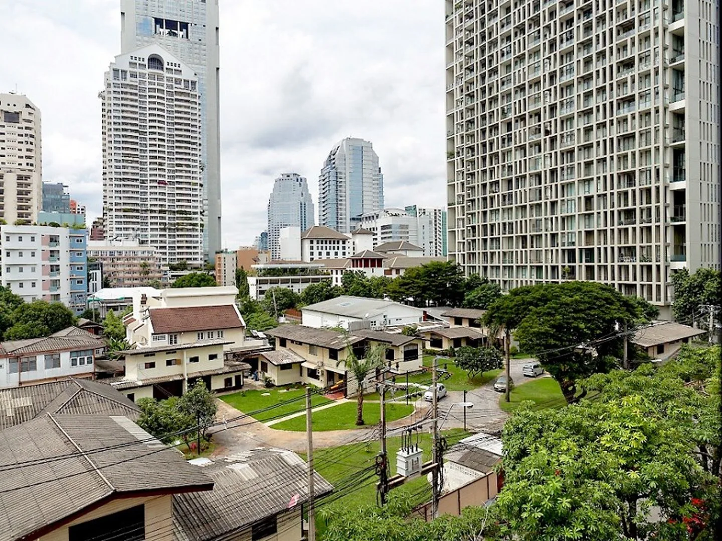 Lumpini Place Suanplu - Sathorn — photo 16