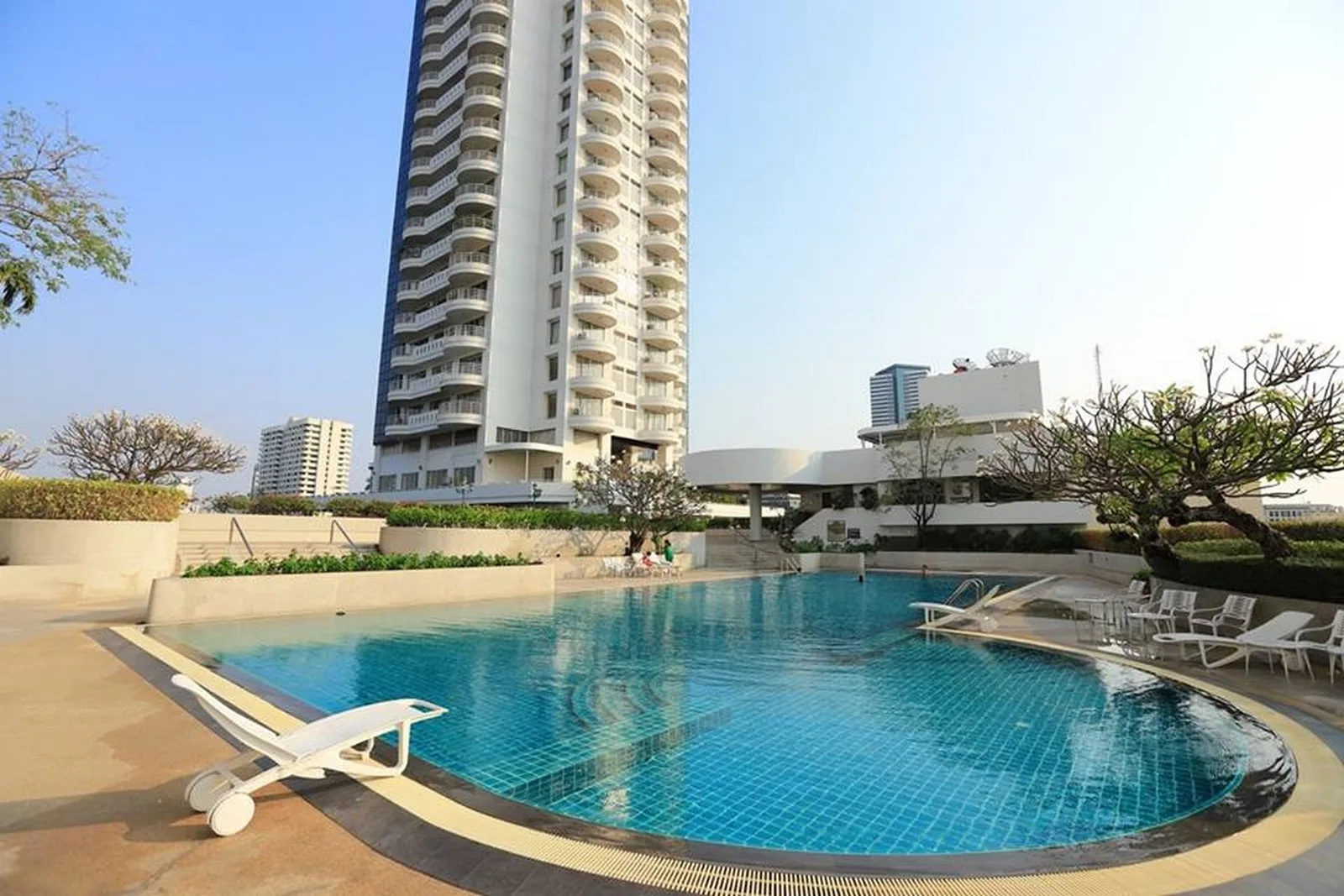 Ns Tower Central City Bangna — photo 13