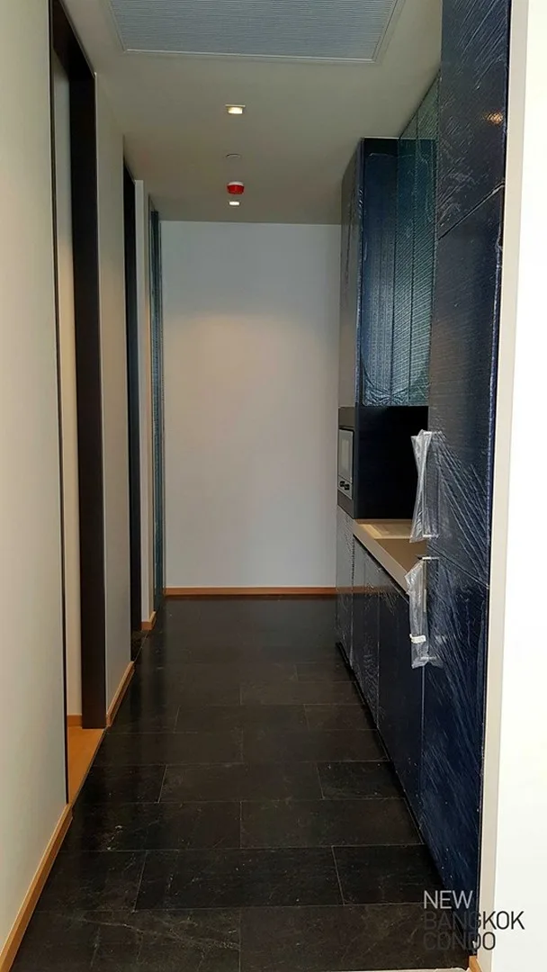 28 Chidlom — photo 4