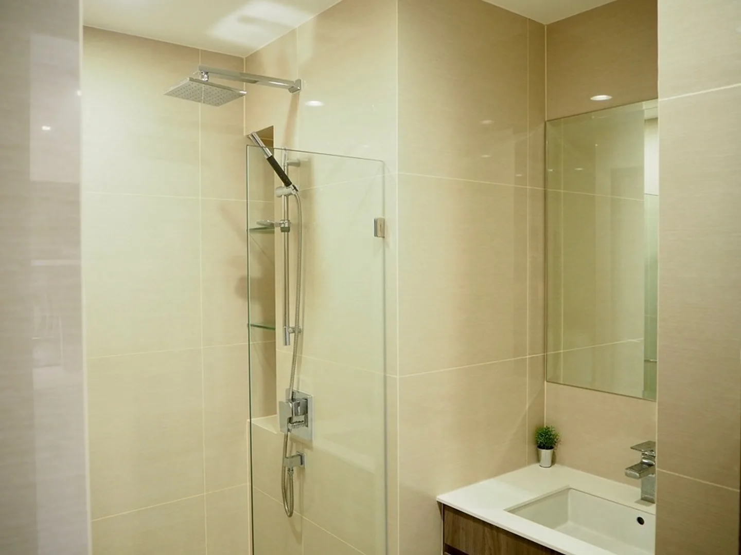IDEO Mobi Sukhumvit 66 — photo 13