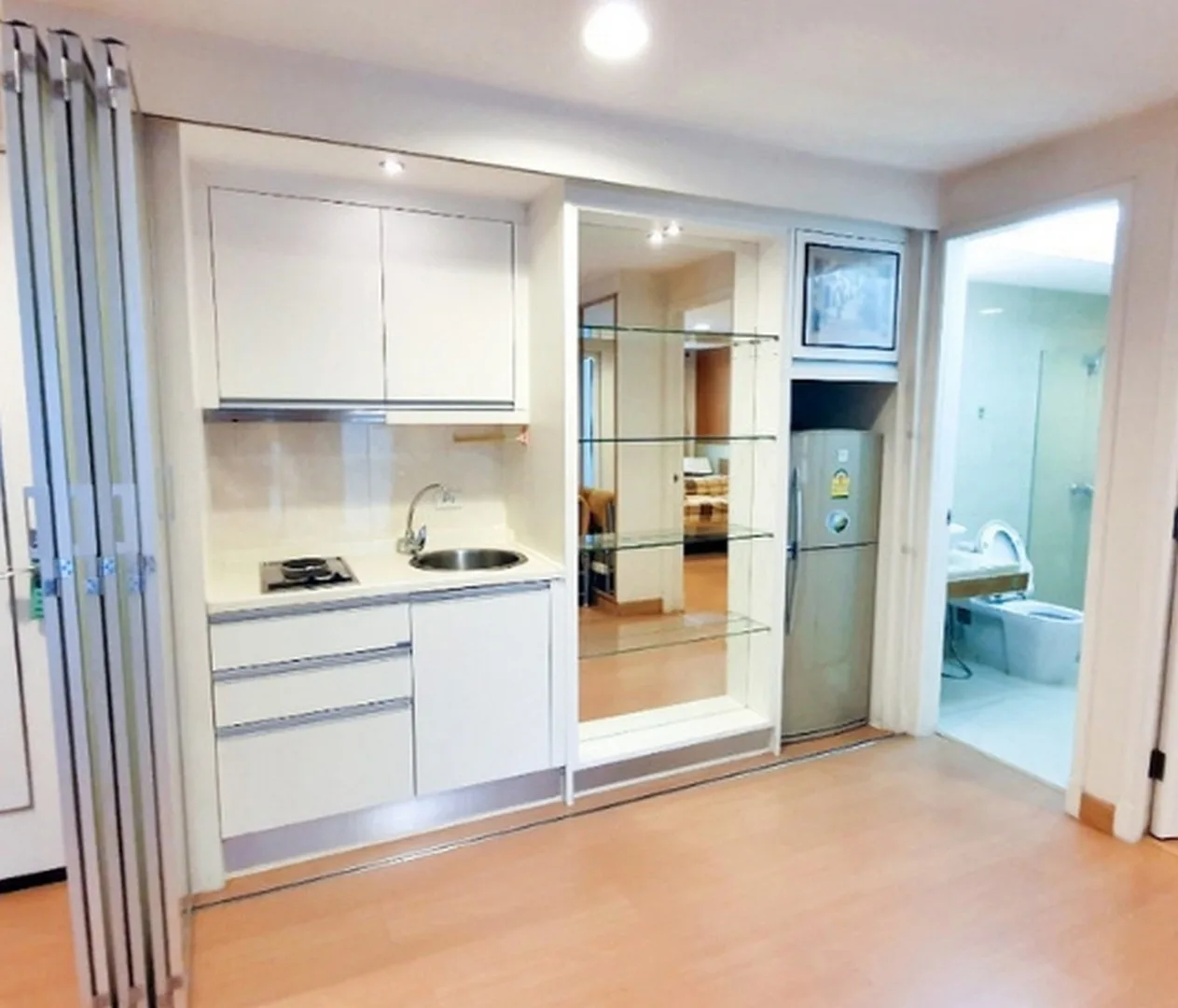 The Bangkok Thanon Sub — photo 6