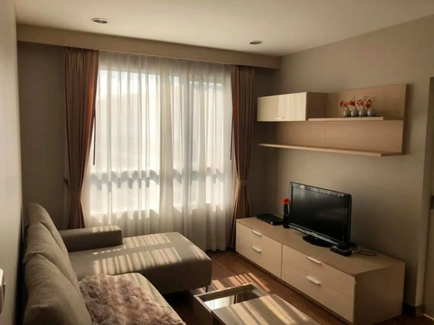 Condo One X Sukhumvit 26 — photo 3