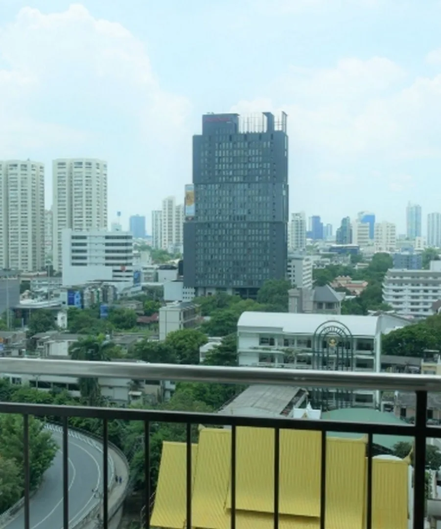Supalai Park Ekkamai - Thonglor — photo 5